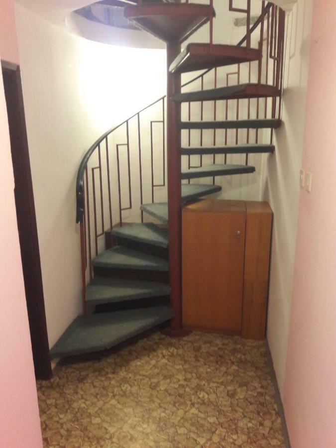 Suncica Apartments Каштела Экстерьер фото